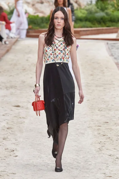 Look 59